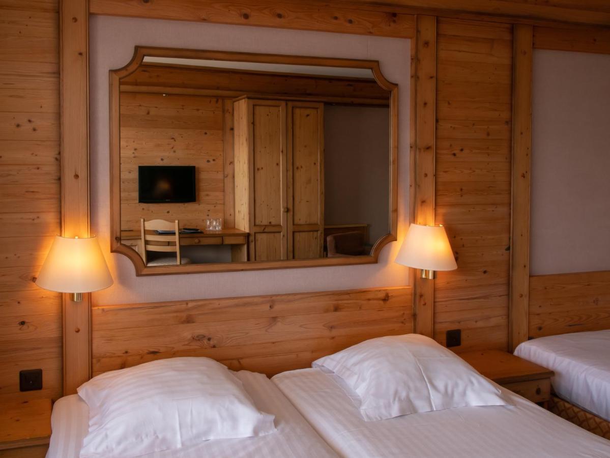 Hotel-Restaurant Le Mont Paisible, Crans-Montana Exterior photo