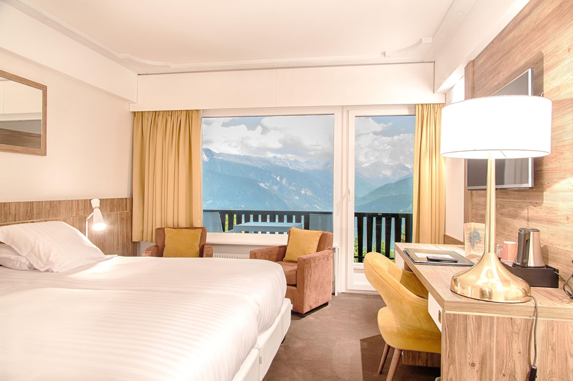 Hotel-Restaurant Le Mont Paisible, Crans-Montana Exterior photo