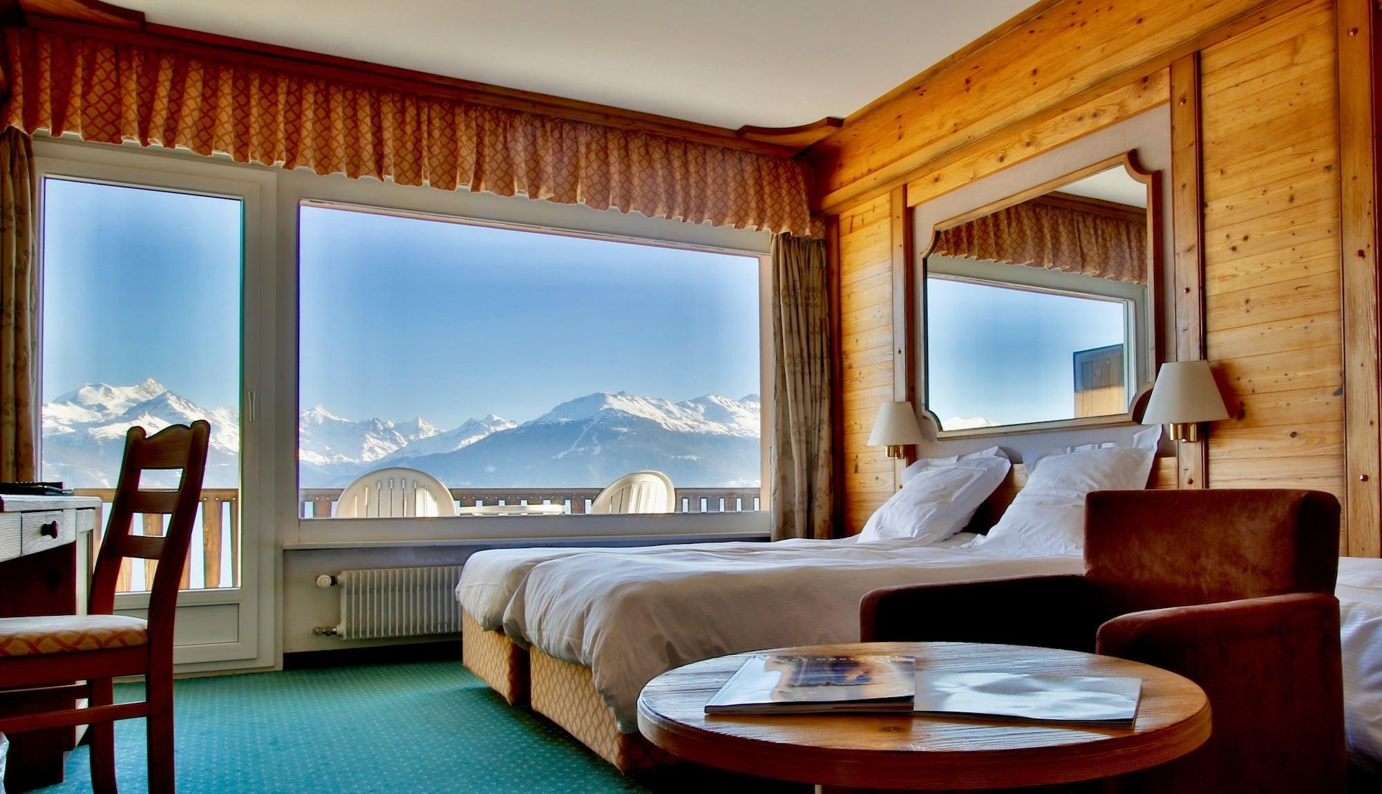 Hotel-Restaurant Le Mont Paisible, Crans-Montana Exterior photo