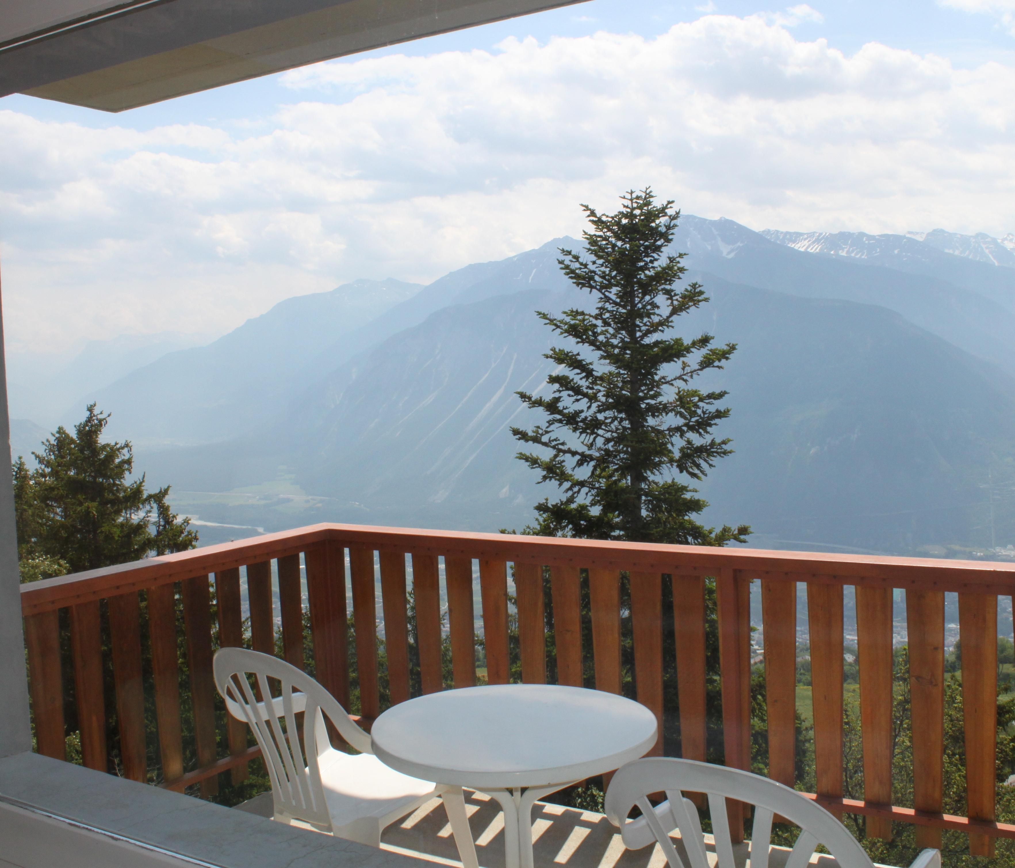 Hotel-Restaurant Le Mont Paisible, Crans-Montana Exterior photo